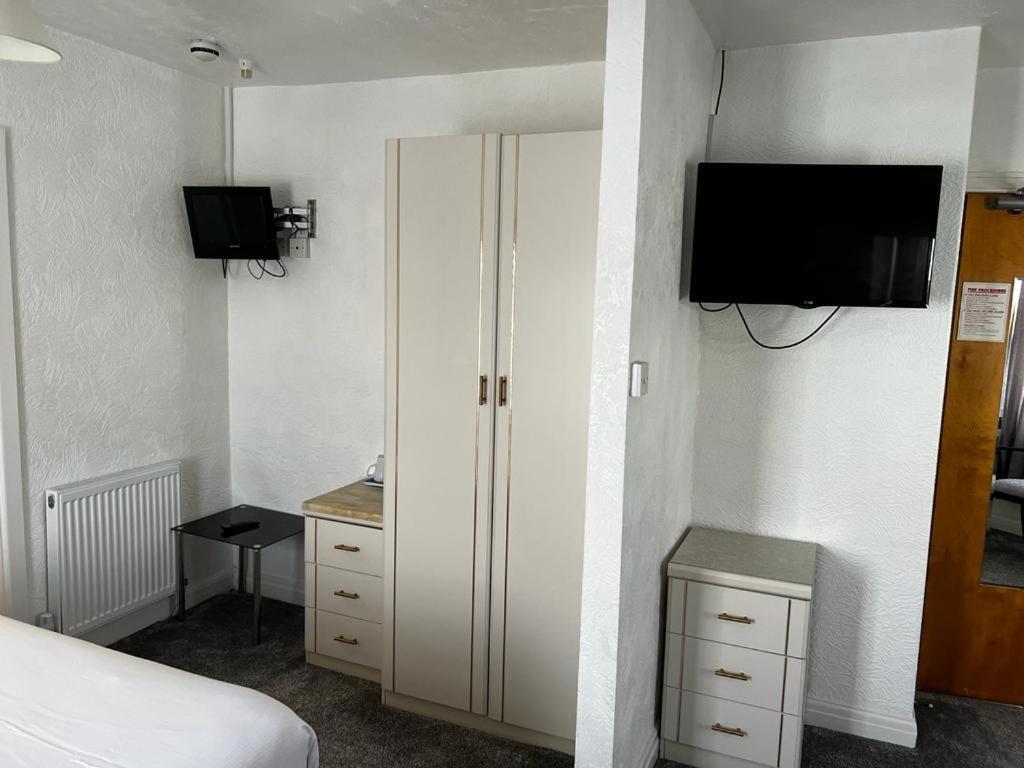 Delton Hotel Μπλάκπουλ Εξωτερικό φωτογραφία