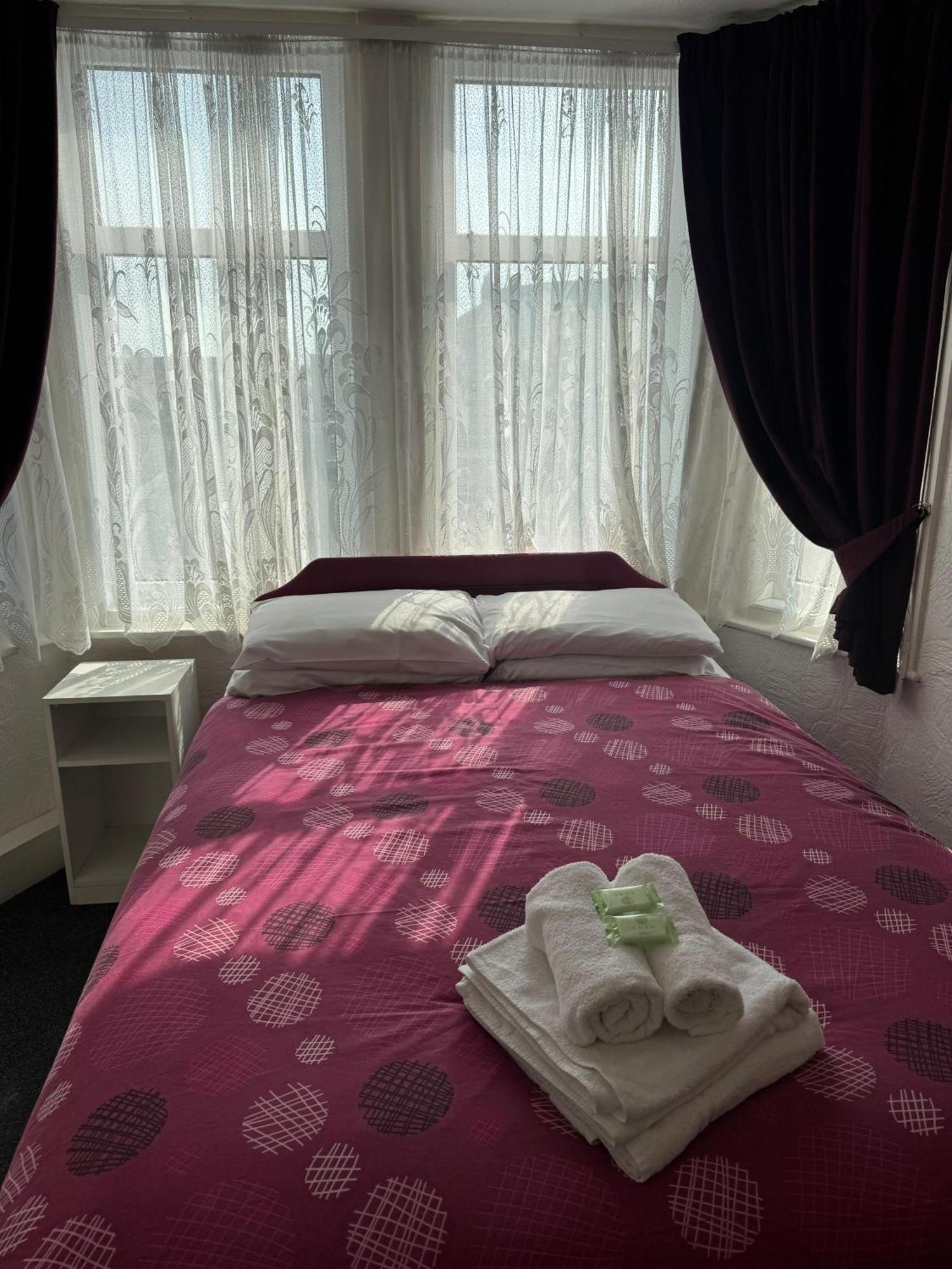 Delton Hotel Μπλάκπουλ Εξωτερικό φωτογραφία