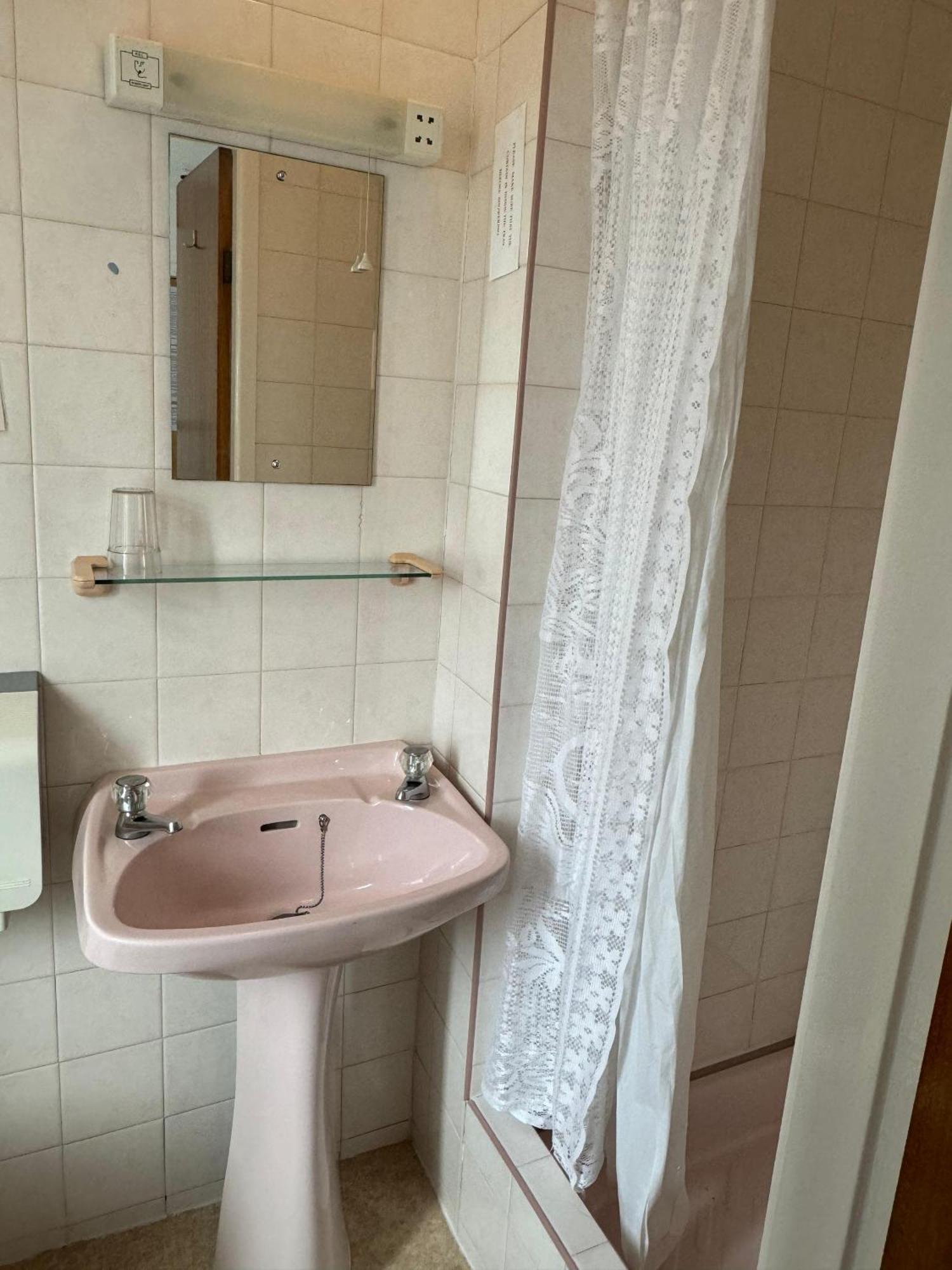 Delton Hotel Μπλάκπουλ Εξωτερικό φωτογραφία